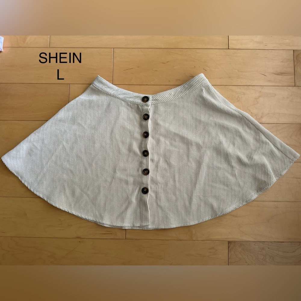 SHEIN Beige Button-Down Skater Skirt
